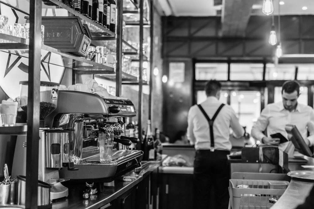 4-ways-to-reward-your-devoted-restaurant-staff-blink